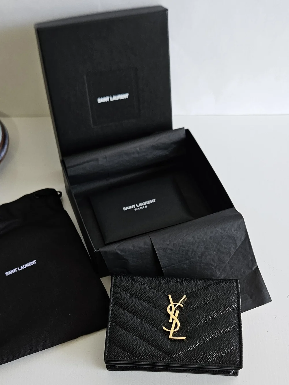 YSL Cassandra Chevron Quiltet Leather Envelope Wallet Box Cards Dust Bag FIRM - Picture 4 of 14